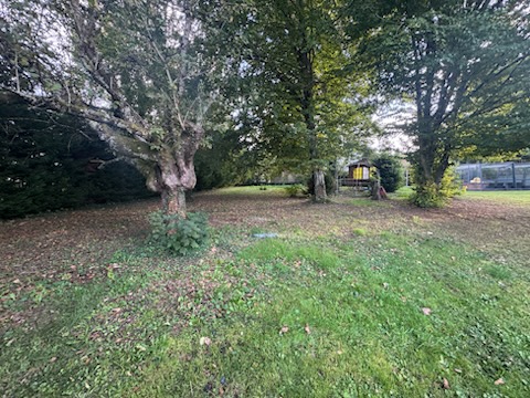 Terrain constructible à Ruy (#5256868)