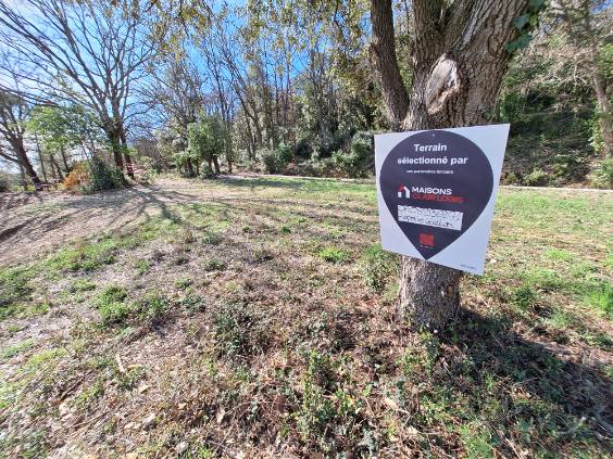 Terrain constructible – Vailhauquès (34570)