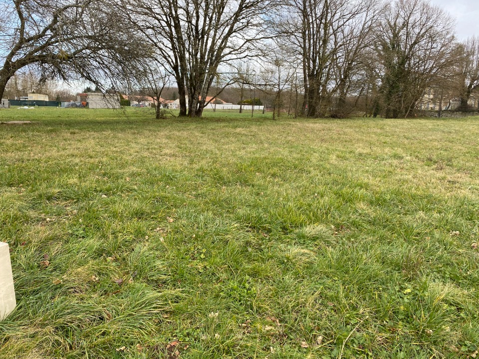 Programme immobilier neuf CR2126618 - Terrain/Terre - Bussac-sur-Charente