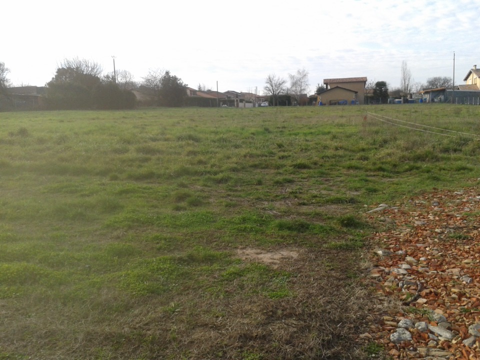 SPCU673 - Terrain/Terre - Cubzac-les-Ponts