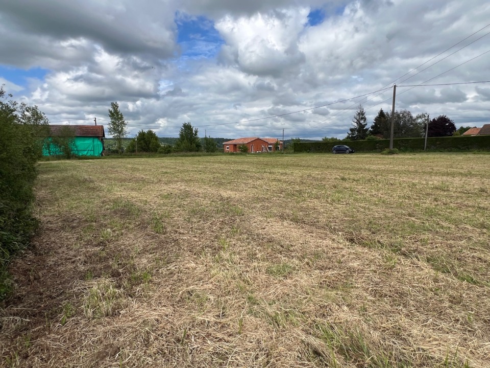 Programme immobilier neuf JT2131398 - Terrain/Terre - Saint-Germain-et-Mons