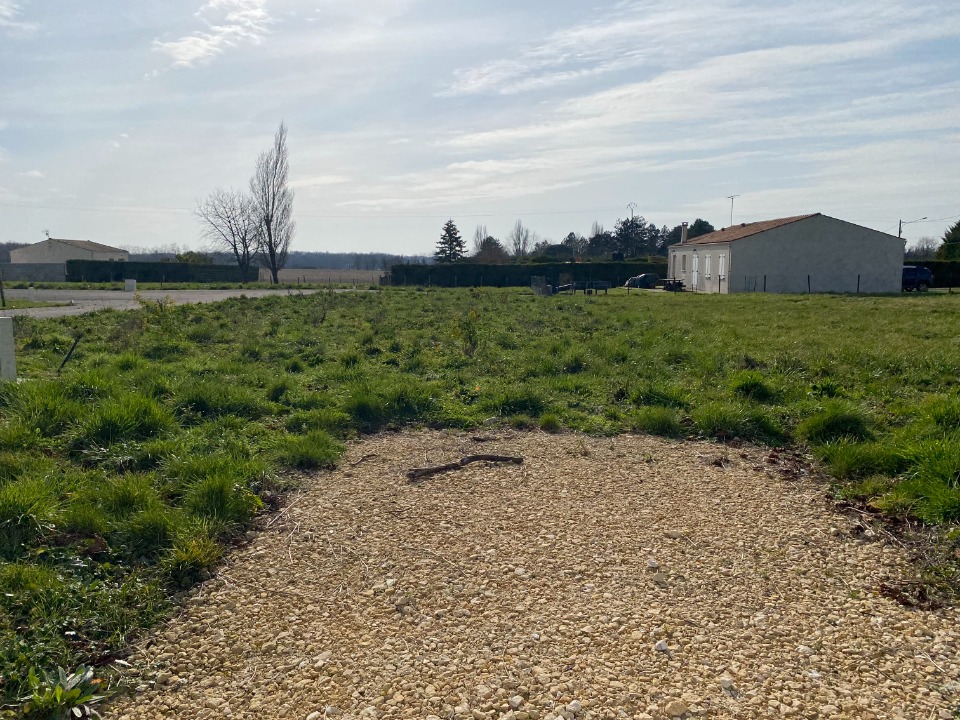 Programme immobilier neuf CR2133920 - Terrain/Terre - Thénac