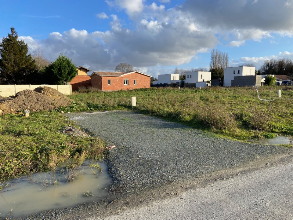Photo GL2142291 1 - Terrain et Maison à construire - Blanquefort image 3/3