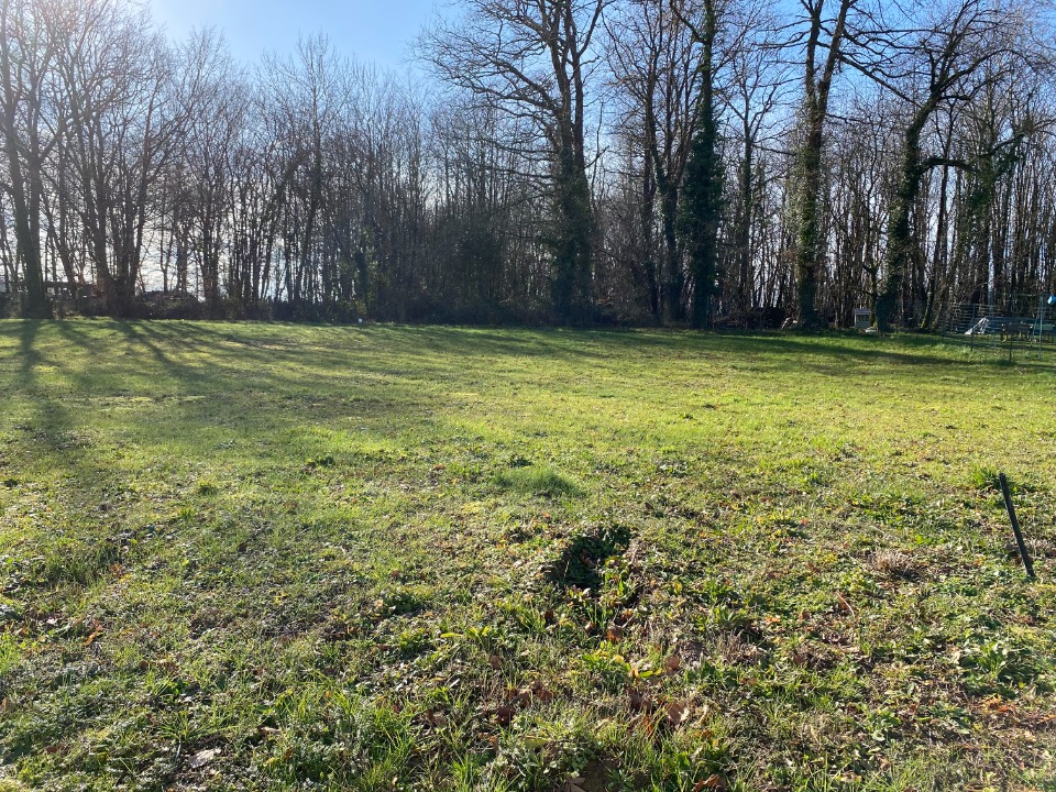 CR2151251 - Terrain/Terre - Écoyeux