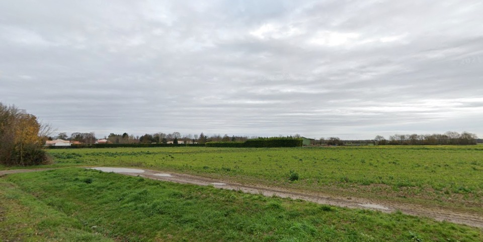 Photo GR2154217 - Terrain/Terre - Surgères image 1/1