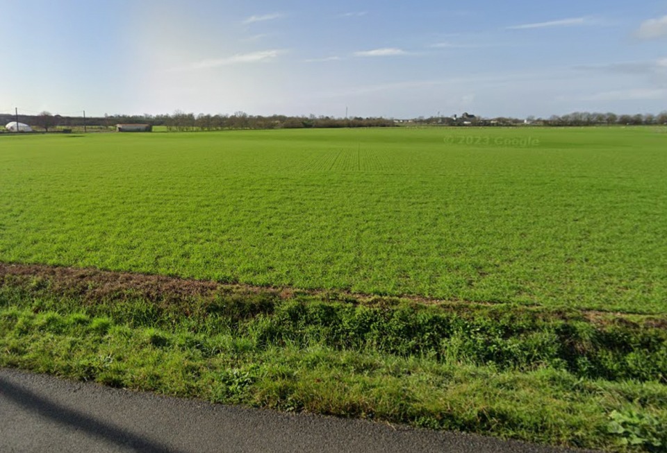 Photo GR2154493 - Terrain/Terre - Le Thou image 1/1