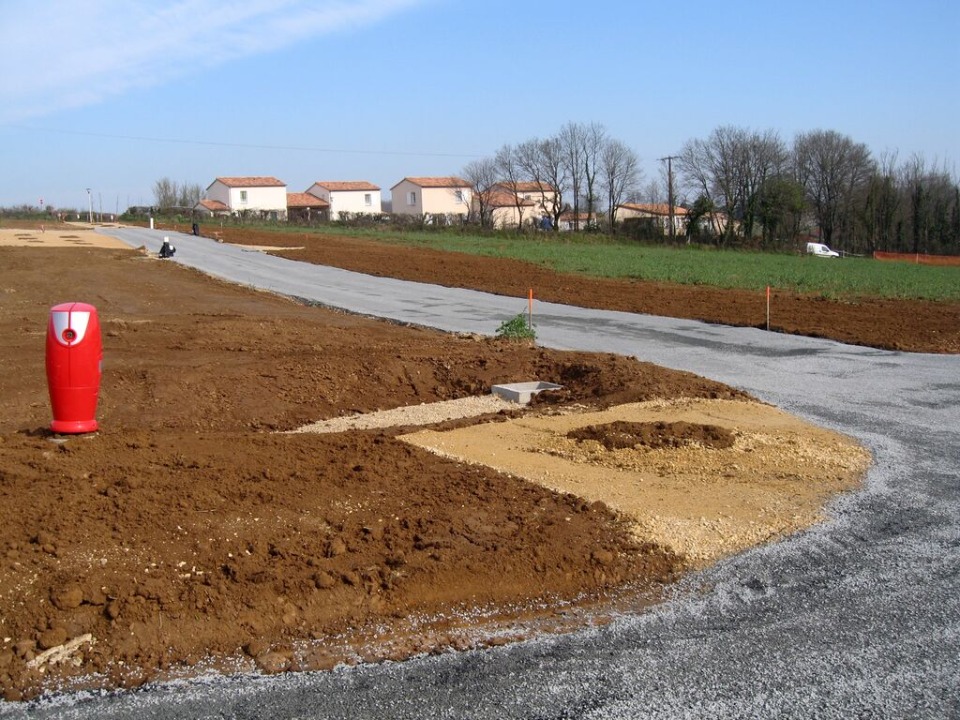 LH2154708 - Terrain/Terre - Cherves-Richemont