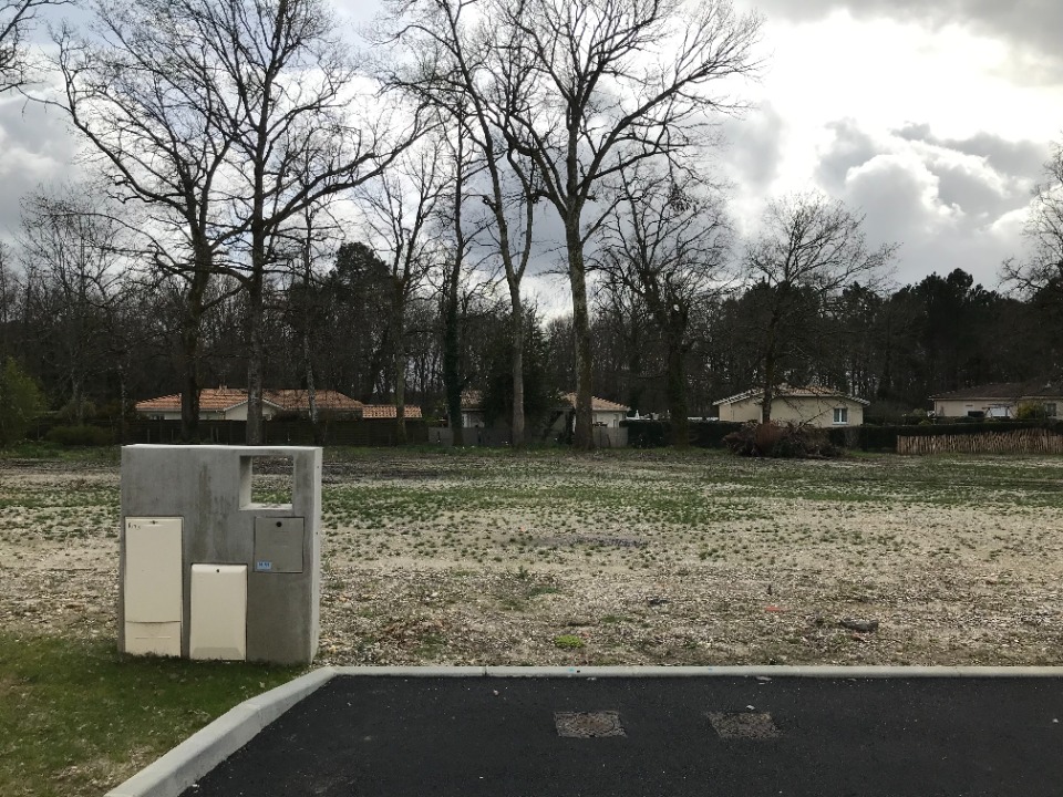 QDCADAUJAC310 - Terrain/Terre - Cadaujac