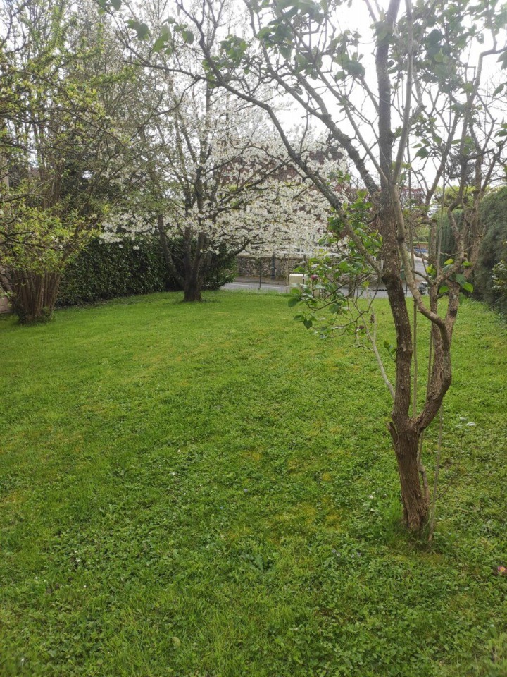 Sublime terrain à vendre en vente à Tremblay-en-France (93290)