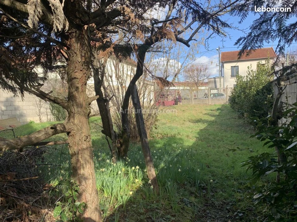 terrain à vendre de 522m2 disponible à Montgeron (91230)