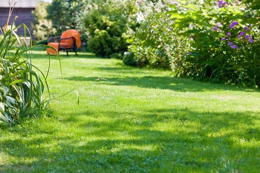 terrain constructible de 539m2 disponible à Charmentray