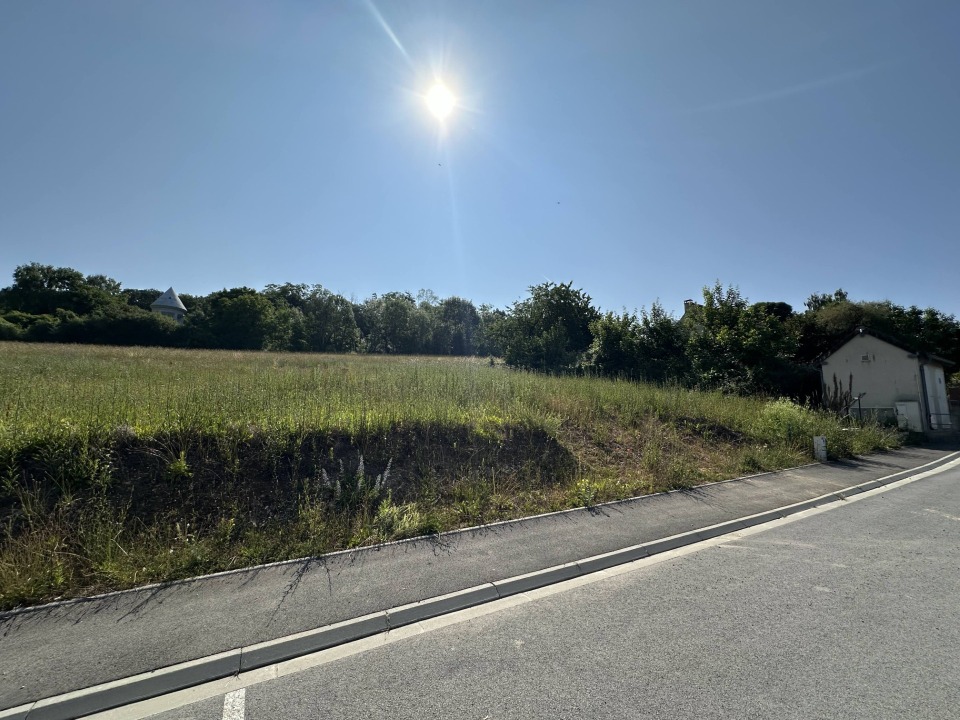 Magnifique terrain à construire viabilisé disponible à La Chapelle-Gauthier (77720)