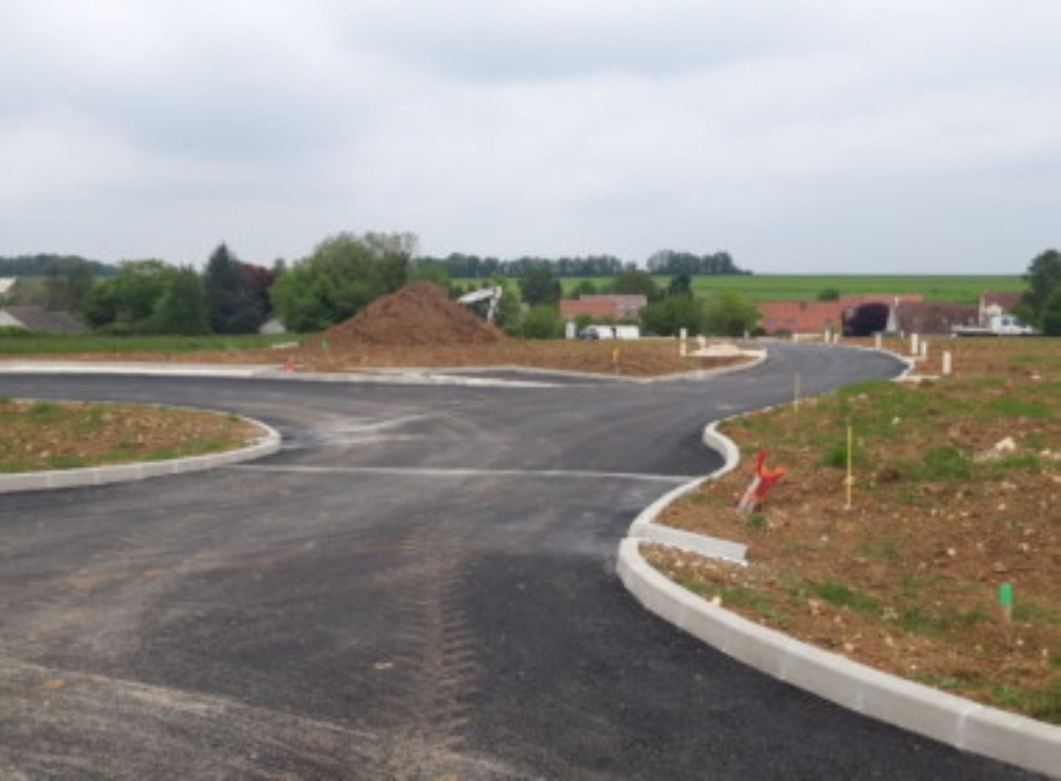 terrain viabilisé de 414m2 disponible à Champmotteux (91150)