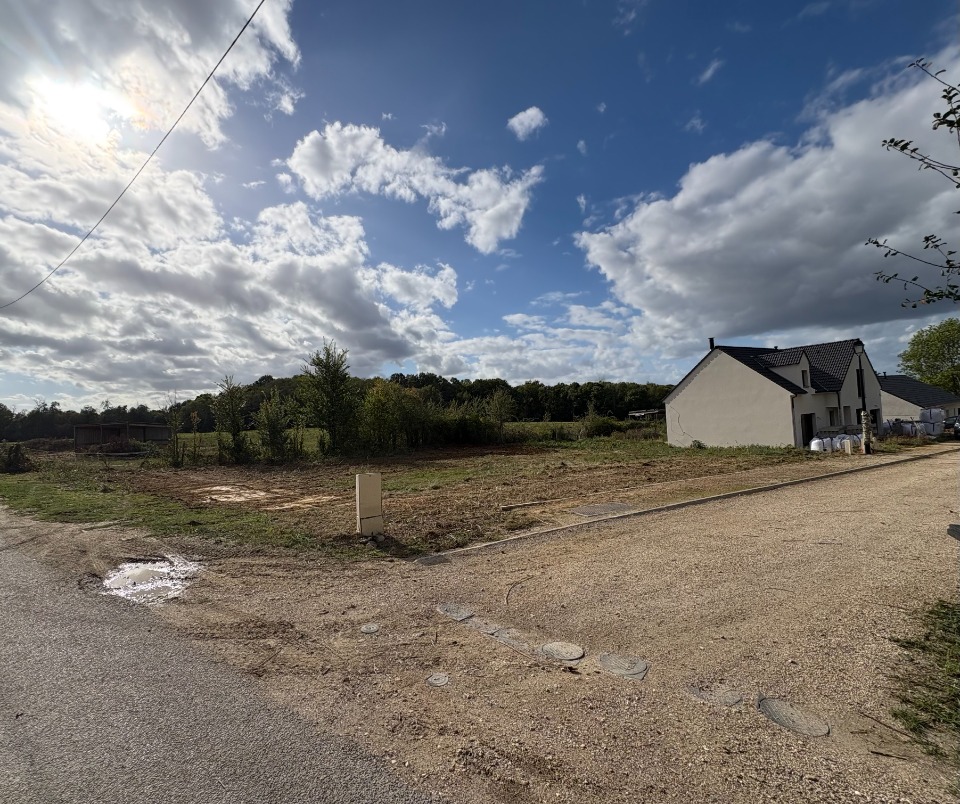 Superbe terrain viabilisé de 667m2 à Soignolles-en-Brie (77111)