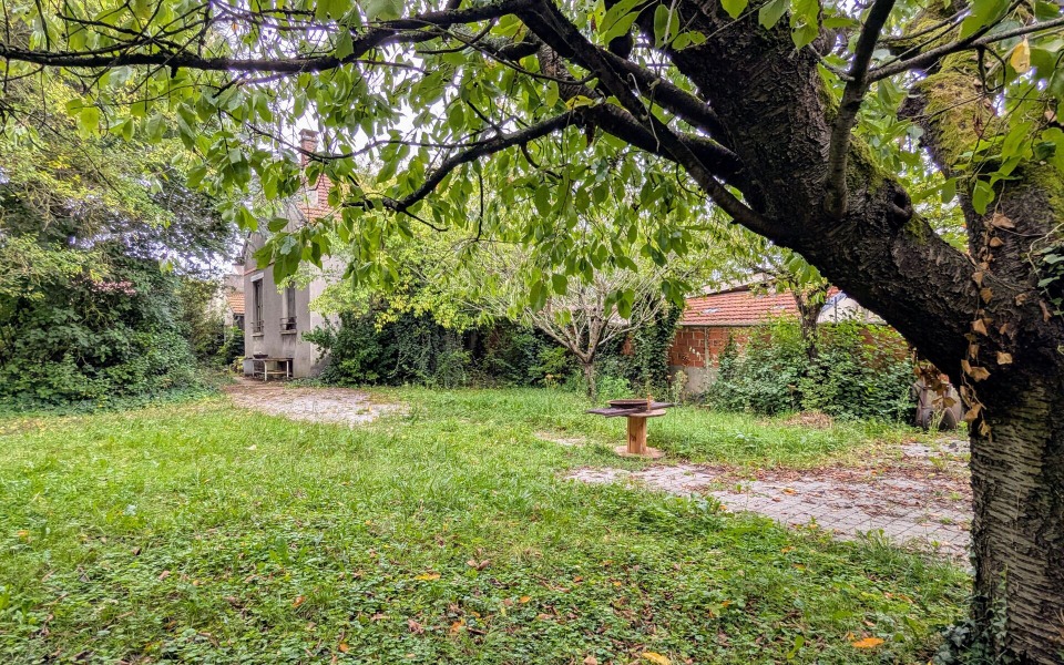 terrain constructible disponible à Favières (77220)