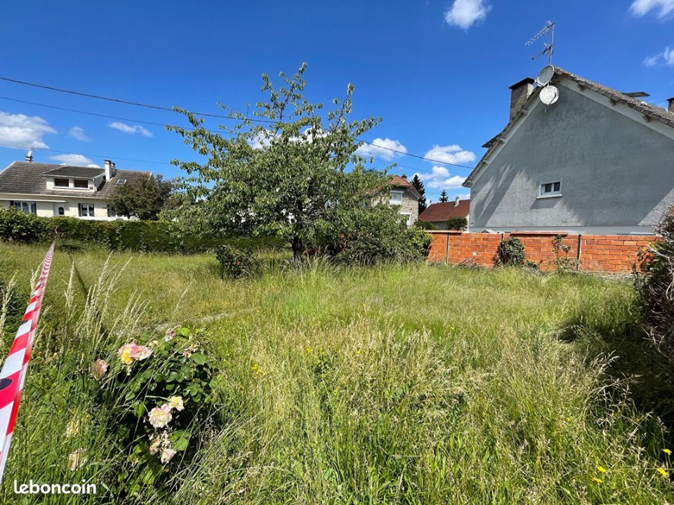 terrain à vendre viabilisé de 200m2 disponible à Jouy-en-Josas (78350)