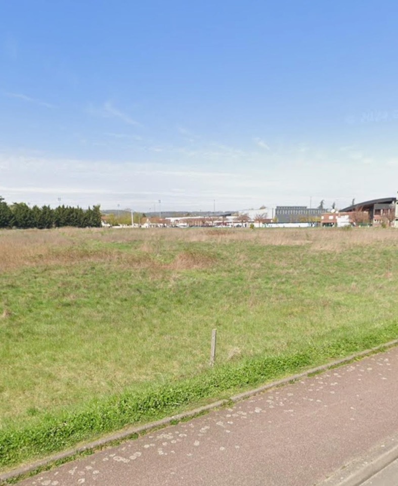 terrain constructible viabilisé disponible à Rosny-sur-Seine (78710)