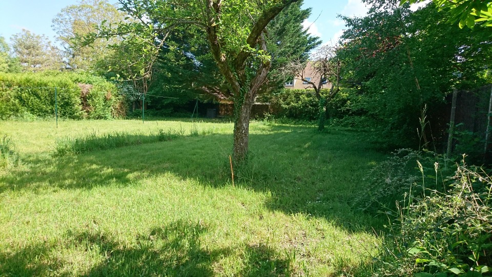 terrain à construire viabilisé à La Rochette