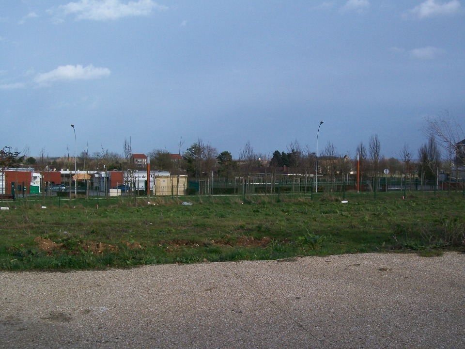 Terrain à bâtir à Éragny-sur-Epte (60590)