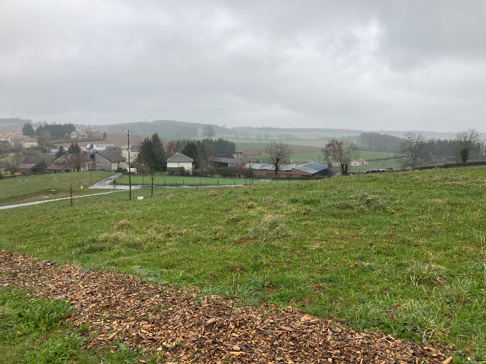 Terrain à bâtir à Lafeuillade-en-Vézie (15130)