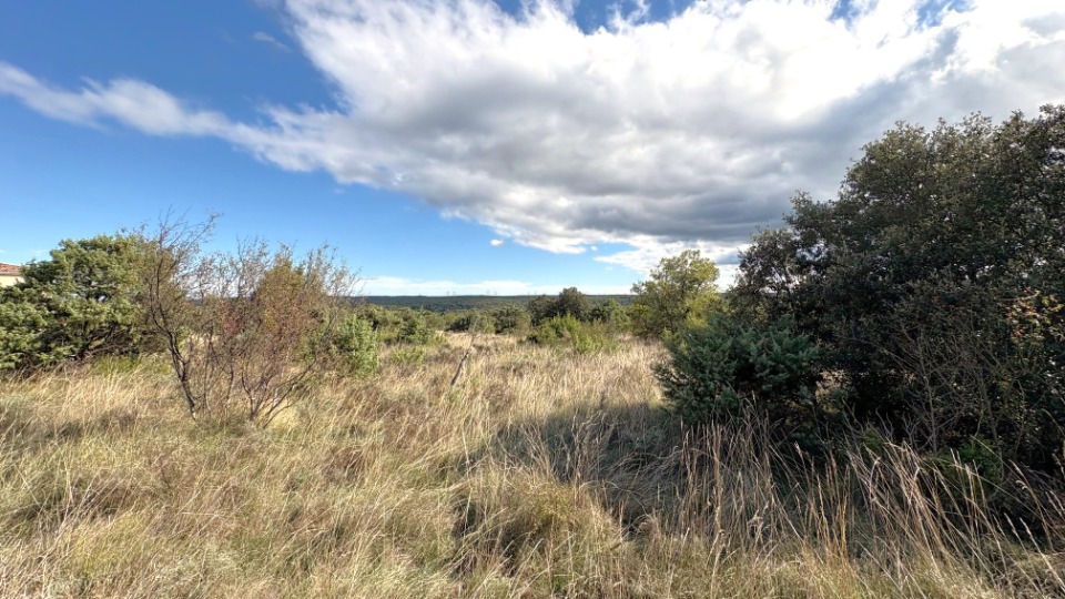 Terrain à bâtir à Gras (07700)