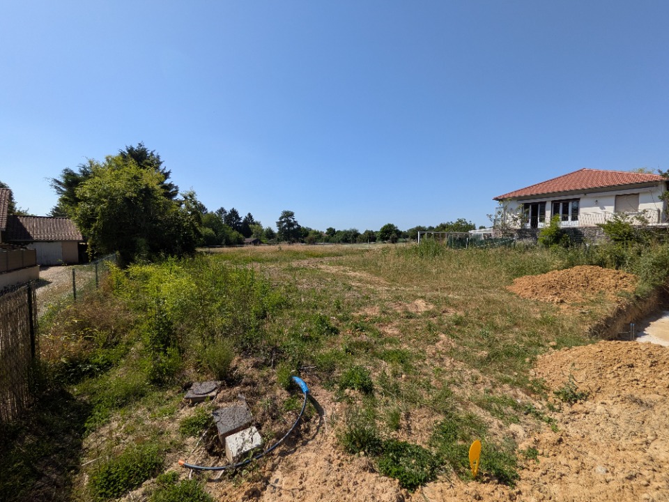 Terrain à bâtir à Tramoyes (01390)