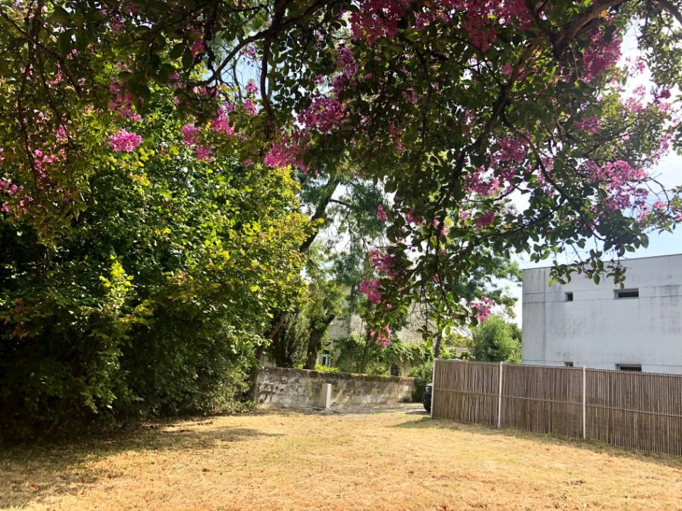Terrain à bâtir à Blanquefort (33290)
