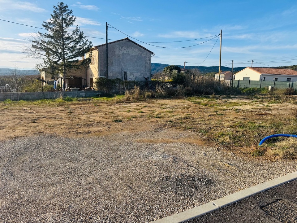 Terrain &agrave; b&acirc;tir &agrave; Pourrières (83910)