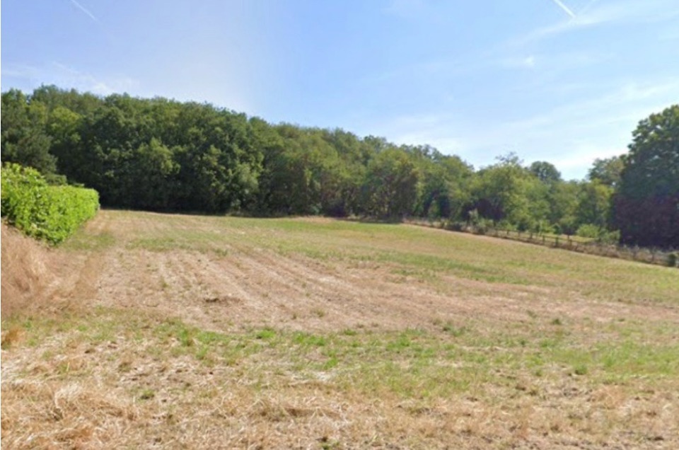 Terrain à bâtir à Saint-Sulpice-de-Favières (91910)