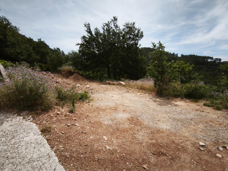 Terrain &agrave; b&acirc;tir &agrave; Belgentier (83210)