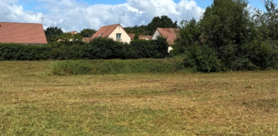 Terrain à bâtir à Joué-l'Abbé (72380)