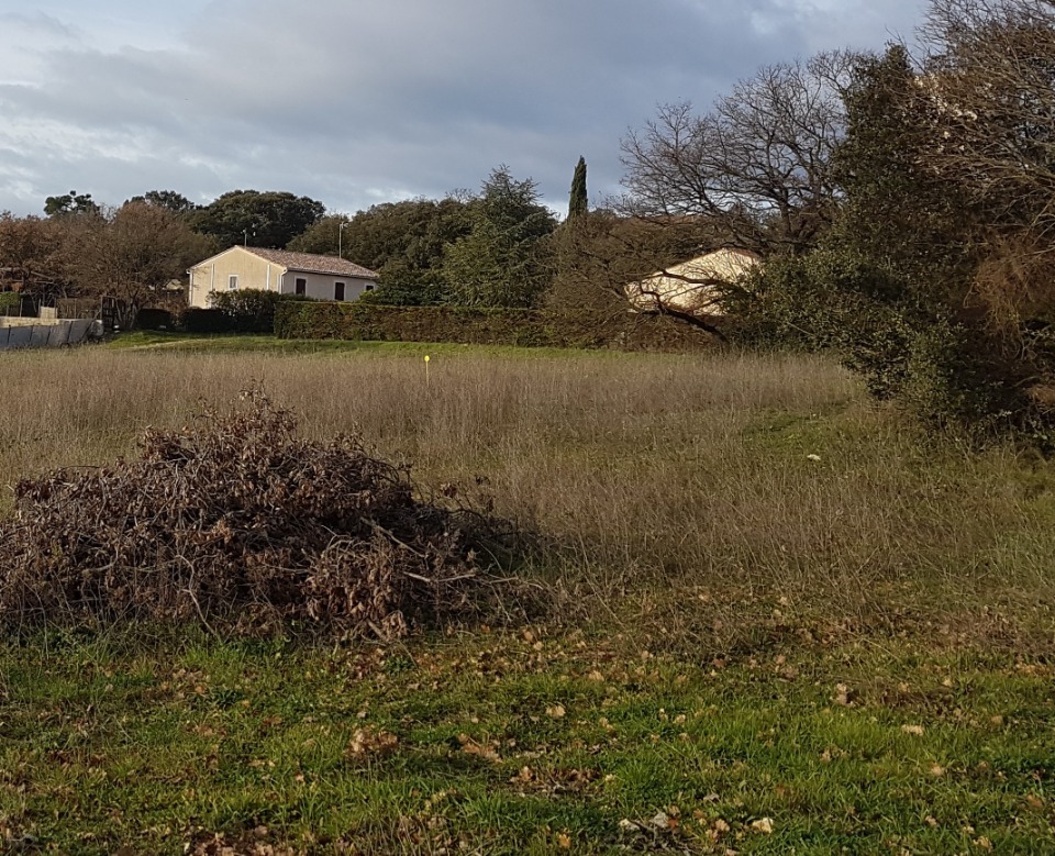 Terrain à bâtir à Montagnac (30350)