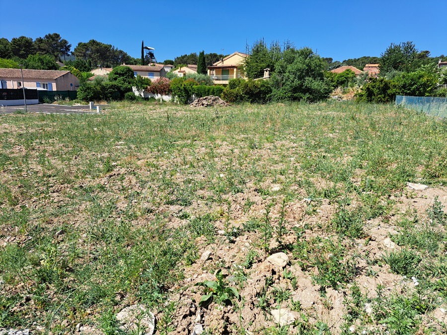 Terrain à bâtir à Gréasque (13850)