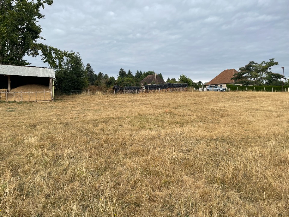 Terrain à bâtir à Glandon (87500)