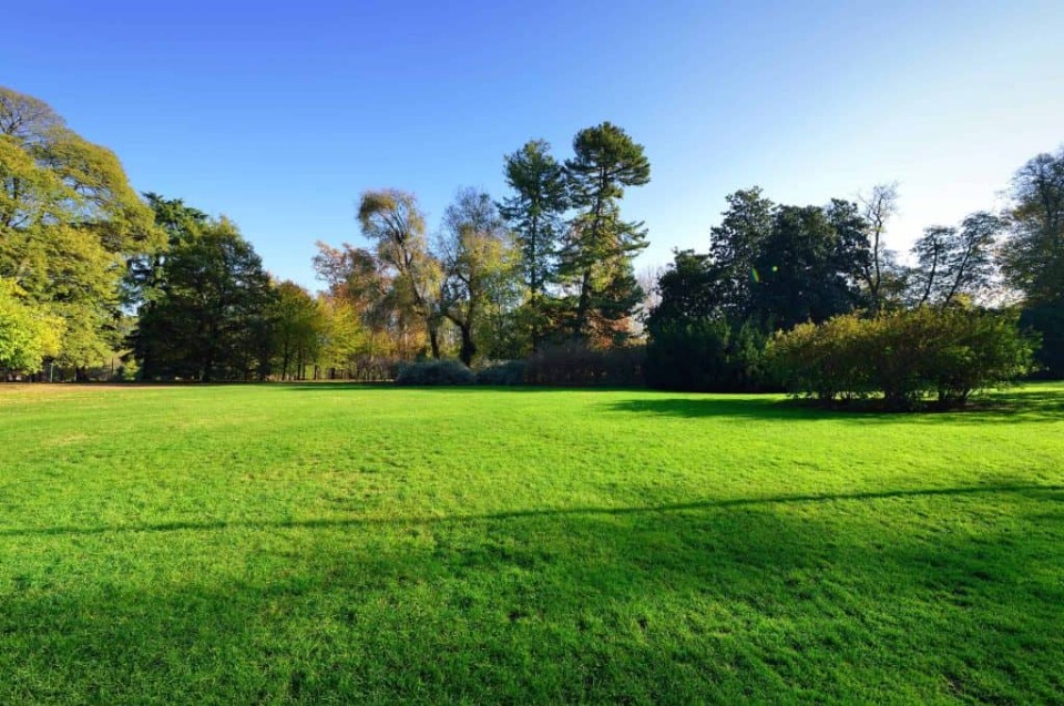 Terrain à bâtir à Auzouville-sur-Ry (76116)