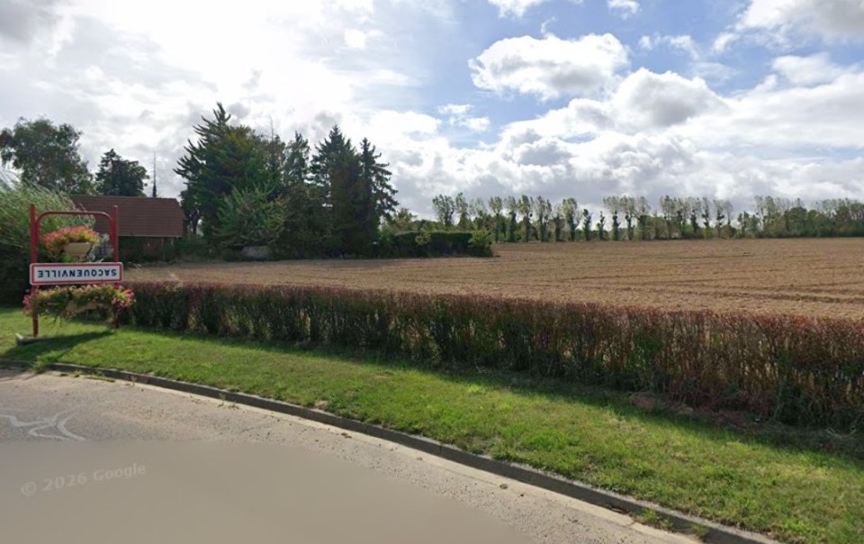 Terrain à bâtir à Sacquenville (27930)