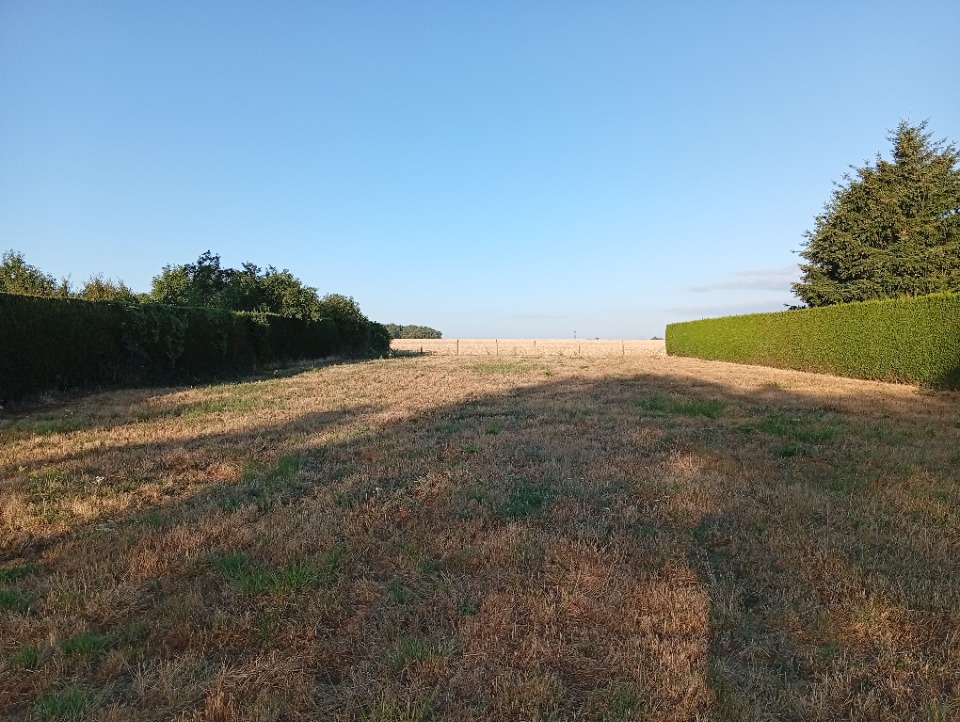 Terrain à bâtir à Poses (27740)