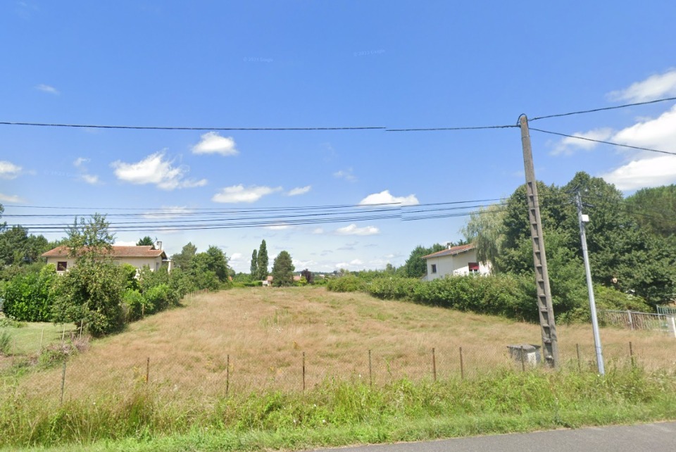 Terrain à bâtir à Saint-Martory (31360)