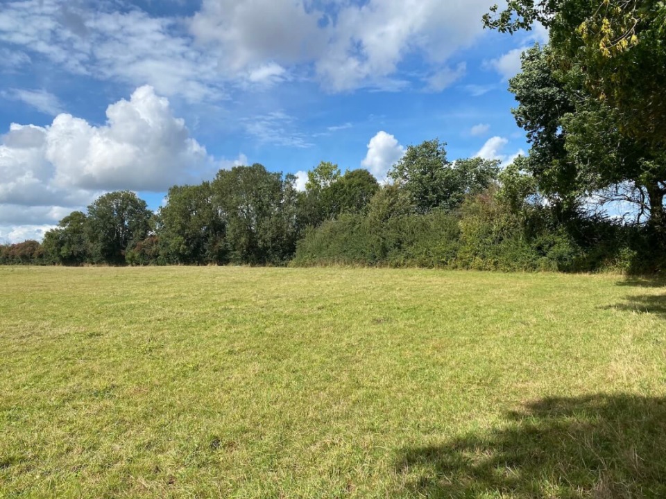 Terrain à bâtir à Vaucelles (14400)