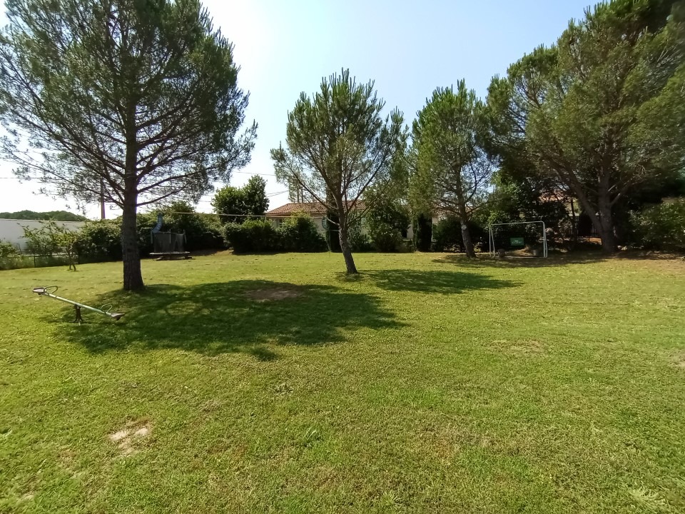 Terrain à bâtir à Vidauban (83550)
