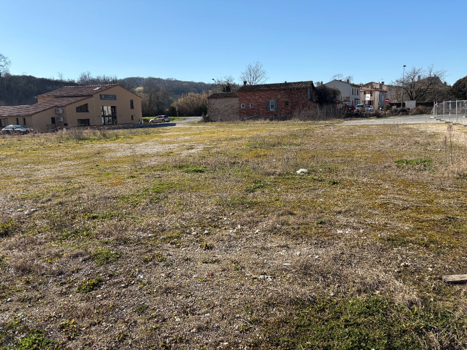 Terrain à bâtir à Vielmur-sur-Agout (81570)