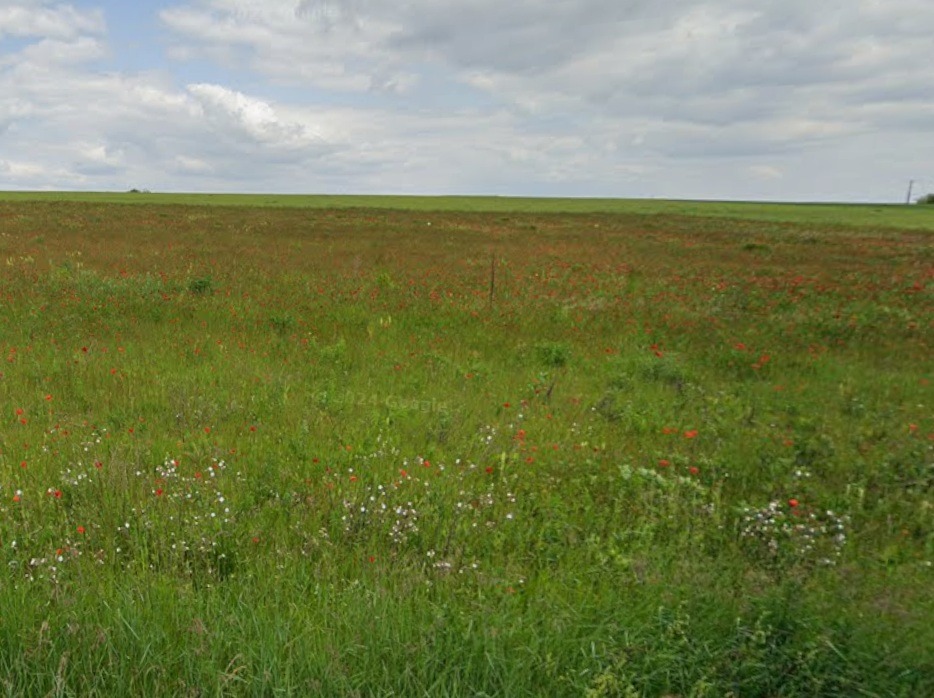 Terrain à bâtir à Moulins-sur-Yèvre (18390)