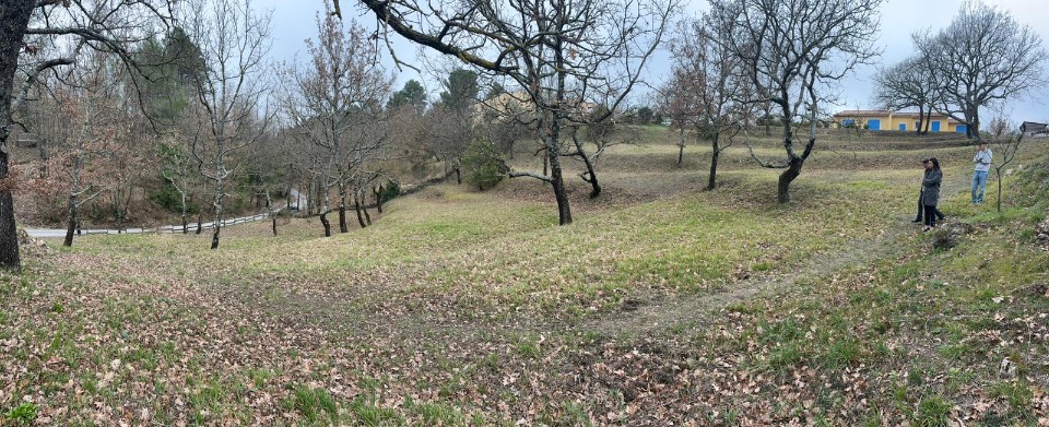 Terrain à bâtir à Montferrat (83131)