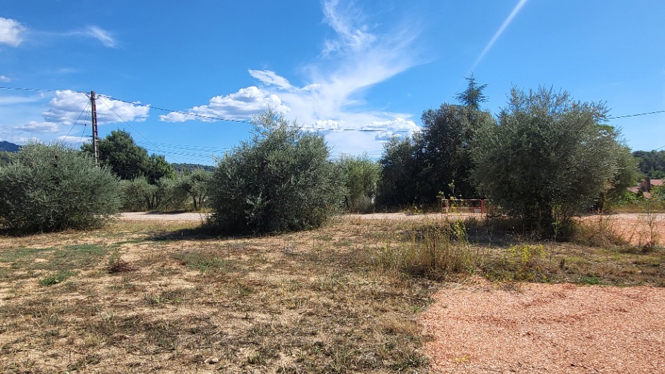 Terrain à bâtir à Barjols (83670)