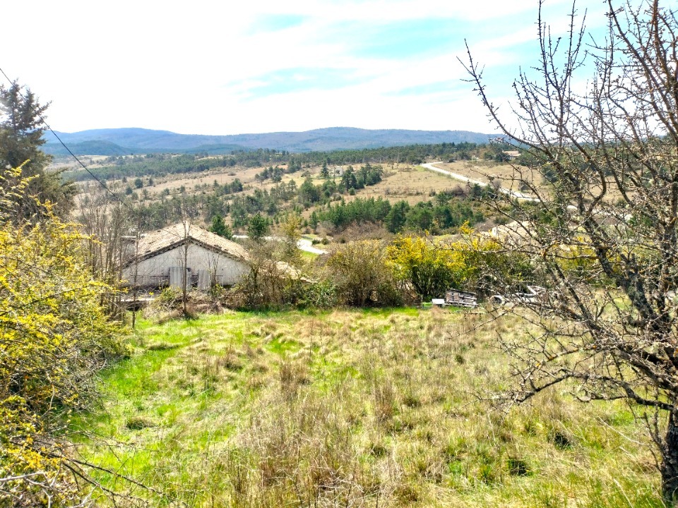 Terrain à bâtir à Trigance (83840)