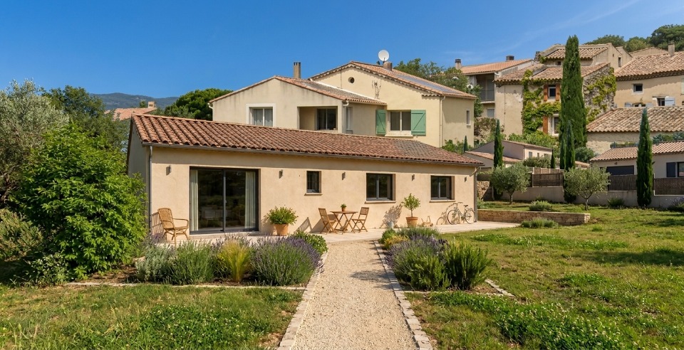 Maison neuve à La Bastidonne (84120)