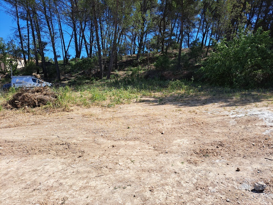Terrain à bâtir à Peynier (13790)