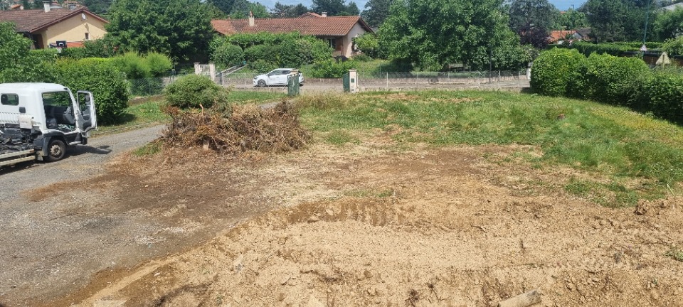 Terrain à bâtir à Chazay-d'Azergues (69380)