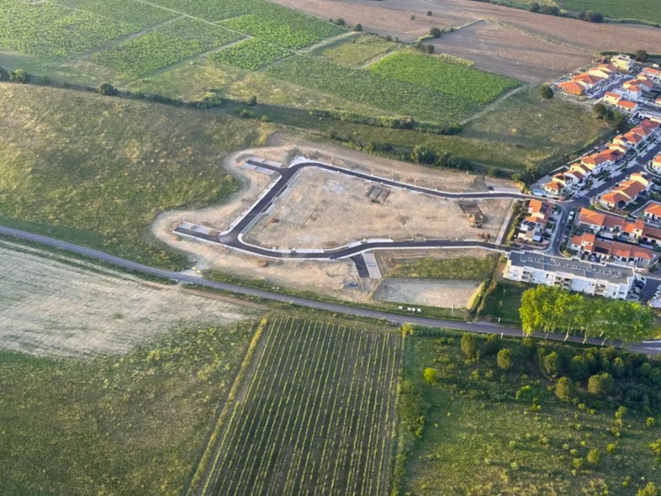 Terrain à bâtir à Saint-Jean-Lasseille (66300)