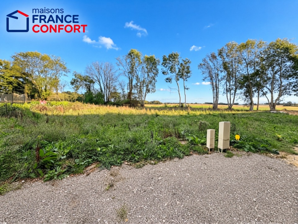 Terrain à bâtir à Dammartin-en-Serve (78111)